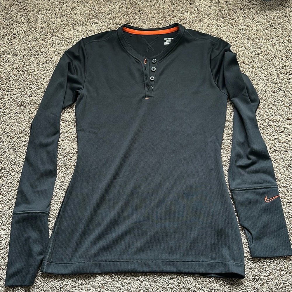 NIKE Golf xs long sleeve with thumb holes dry-fit